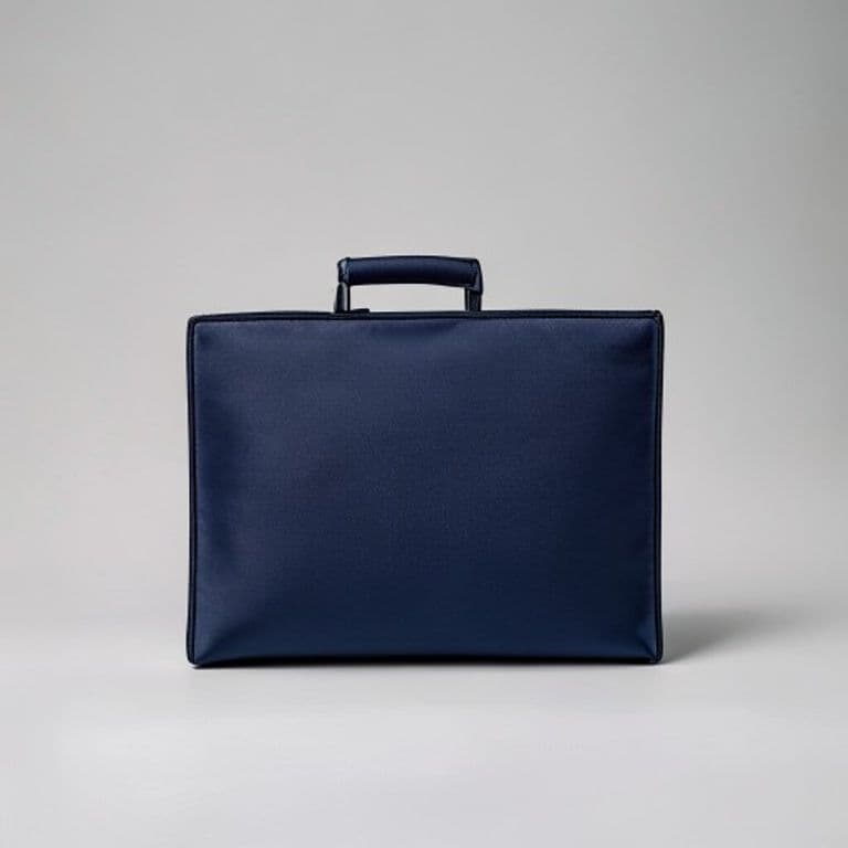 Trousse de maquillage bleu marine
